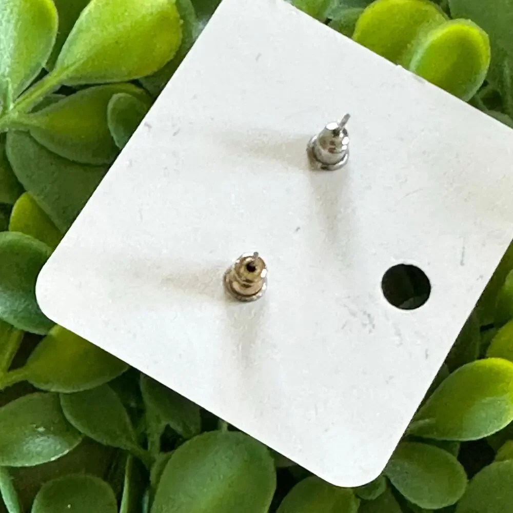 BOGO FREE ORANGE MARBLED 90’s earrings studs